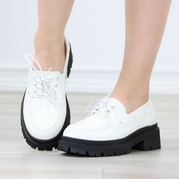 Womens Chunky Penny Loafer Lug Sole Slip On Platform White Patent Lace Up - Picture 1 of 15